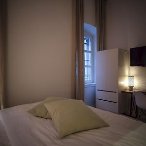 Gardin Split Apartment And Suite